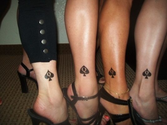 Hotwife symbol - how to identify a Hotwife - illustrative image 1